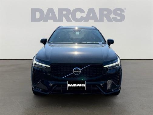 2025 Volvo XC60 B5 Ultra