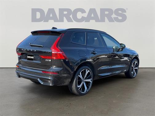 2025 Volvo XC60 B5 Ultra