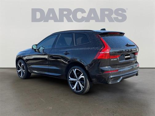 2025 Volvo XC60 B5 Ultra