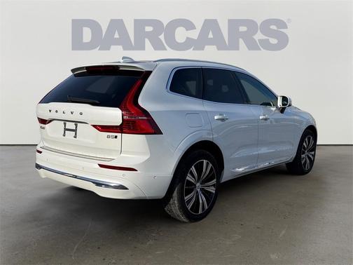 2023 Volvo XC60 B5 Plus Bright Theme