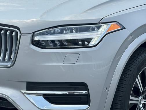 2025 Volvo XC90 B6 Plus 7-Seater
