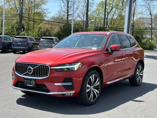 2023 Volvo XC60 B5 Plus Bright Theme