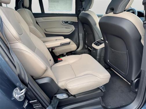 2026 Volvo XC90 Plug-In Hybrid T8 Ultra 6-Seater