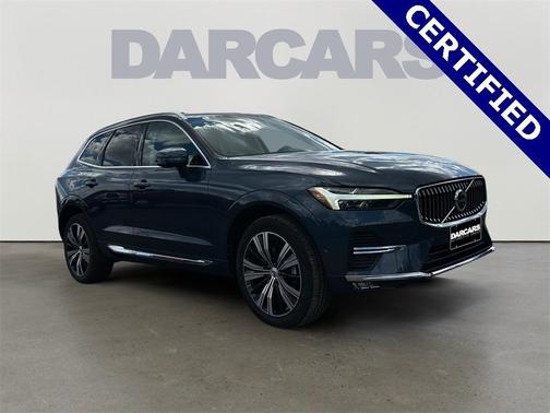 2023 Volvo XC60 B5 Ultimate Bright Theme