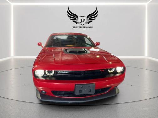 Redline Red Tricoat Pearl 2016 Dodge Challenger R/T Scat Pack