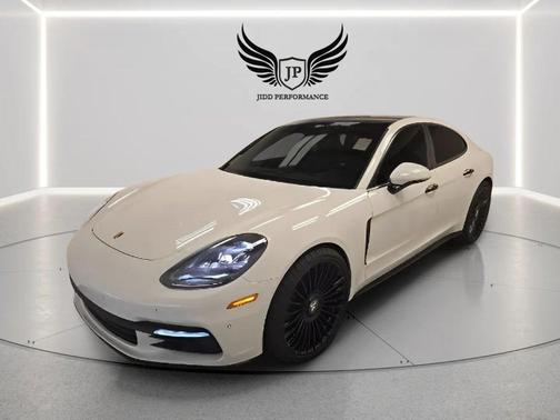 White 2018 Porsche Panamera 4