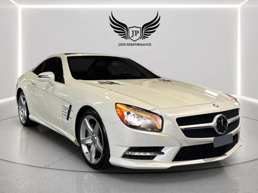 White 2014 Mercedes-Benz SL-Class SL 550 Roadster 2D
