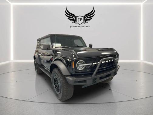 Shadow Black 2023 Ford Bronco Wildtrak