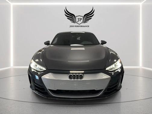 Daytona Gray Pearl Effect 2022 Audi e-tron GT Premium Plus