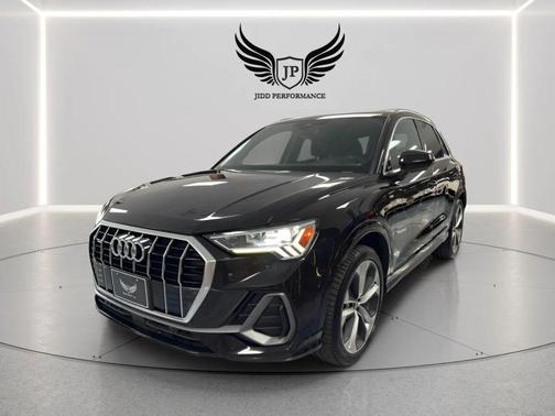 Mythos Black Metallic 2020 Audi Q3 45 S line Premium Plus