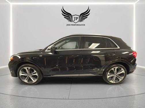 Mythos Black Metallic 2020 Audi Q3 45 S line Premium Plus