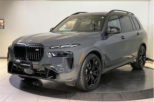 2025 BMW X7 M60i