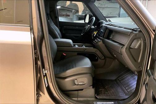Charente Gray Metallic 2025 Land Rover Defender V8