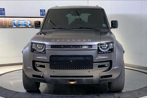Charente Gray Metallic 2025 Land Rover Defender V8