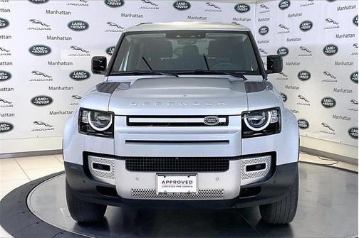 2022 Land Rover Defender 90 Standard