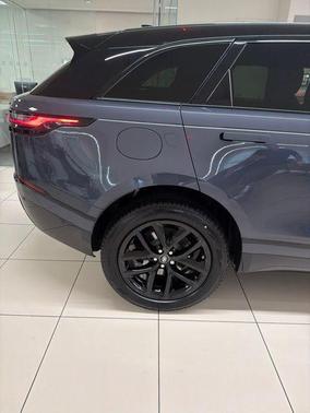 Varesine Blue Metallic 2026 Land Rover Range Rover Velar P250 SE R-Dynamic