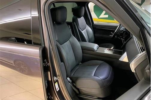 2024 Land Rover Range Rover P530 SE