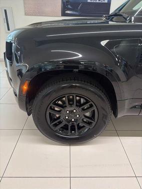 Santorini Black Metallic 2026 Land Rover Defender P400 X-Dynamic SE
