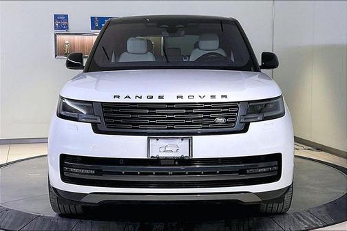2023 Land Rover Range Rover P400 SE