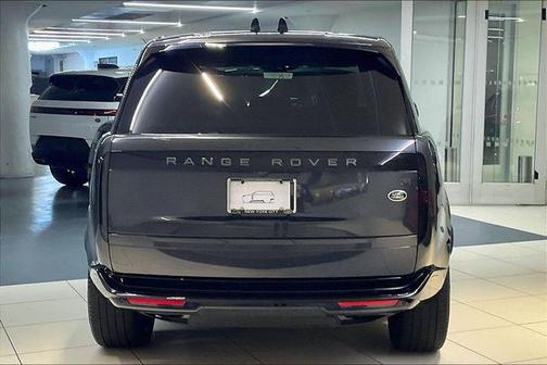 Carpathian Grey Premium Metallic 2023 Land Rover Range Rover Autobiography