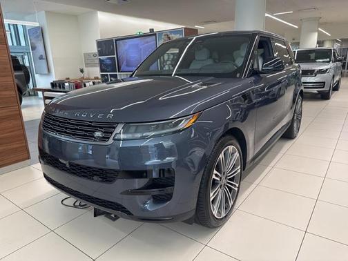 2025 Land Rover Range Rover Sport SE