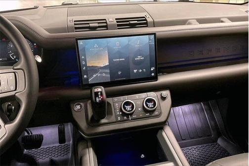 2025 Land Rover Defender 110 P400 X-Dynamic SE