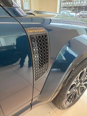 Sargasso Blue Premium Metallic 2026 Land Rover Defender P635 OCTA
