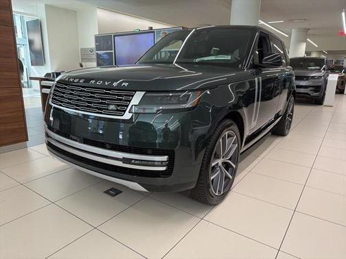 2025 Land Rover Range Rover P550e Autobiography