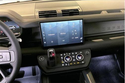 2025 Land Rover Defender 110 P400 S