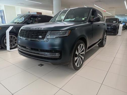 2026 Land Rover Range Rover P530 Autobiography