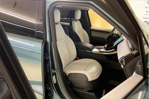 2024 Land Rover Range Rover Sport SE
