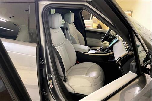 2023 Land Rover Range Rover Sport SE
