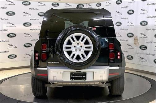 2024 Land Rover Defender 110 P300