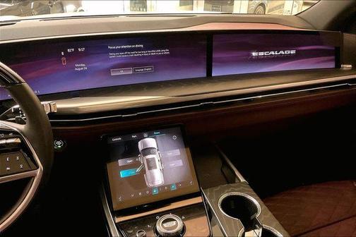 Crystal White Tricoat 2025 Cadillac Escalade Premium Luxury