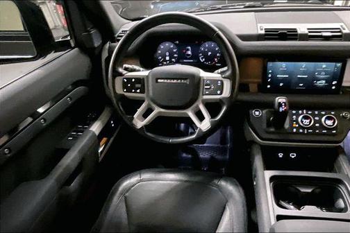 2023 Land Rover Defender 110 SE