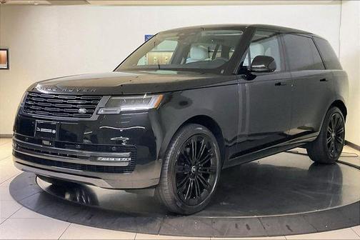 Santorini Black Metallic 2024 Land Rover Range Rover P400 SE