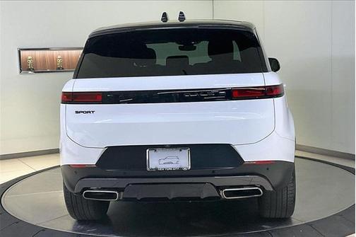 2024 Land Rover Range Rover Sport SE