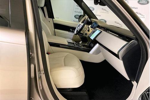 2023 Land Rover Range Rover P530 SE