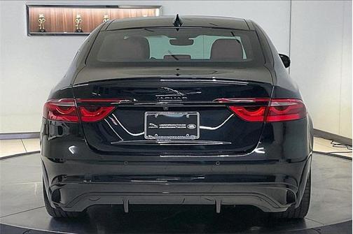 2024 Jaguar XF R-Dynamic SE P250 AWD Automatic