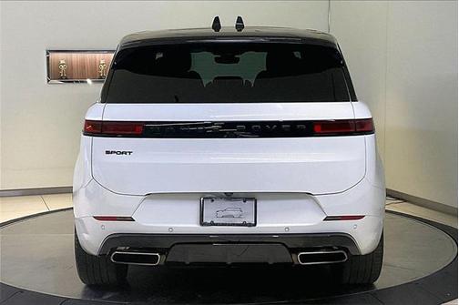 2024 Land Rover Range Rover Sport SE