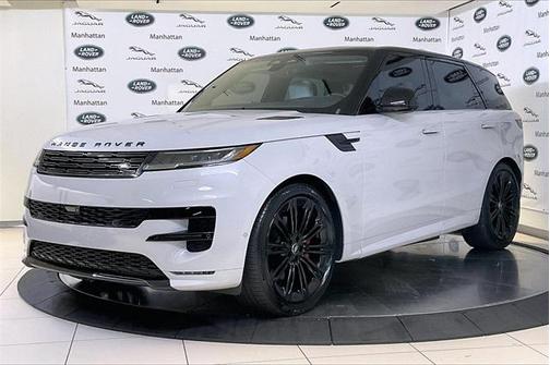2025 Land Rover Range Rover Sport SE
