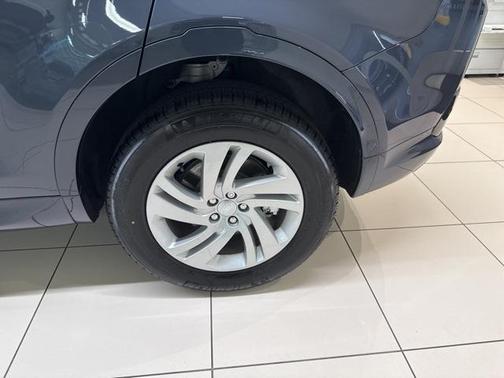 2025 Land Rover Discovery Sport S