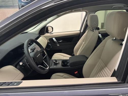 2025 Land Rover Discovery Sport S