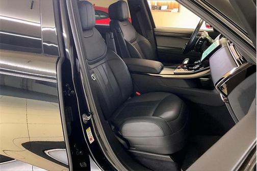 2023 Land Rover Range Rover Sport SE