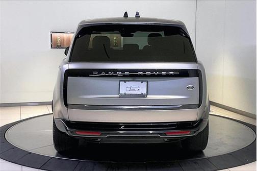 2023 Land Rover Range Rover P530 SE