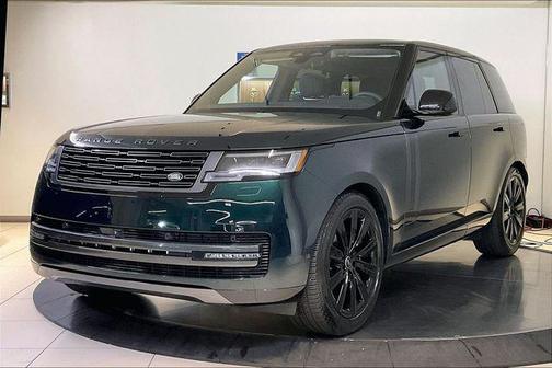 British Racing Green SV Bespoke Ultra Met Satin 2025 Land Rover Range Rover P530 SE
