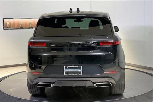 2024 Land Rover Range Rover Sport SE