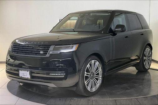 2025 Land Rover Range Rover P400 SE