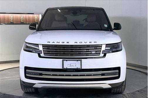 2023 Land Rover Range Rover P400 SE