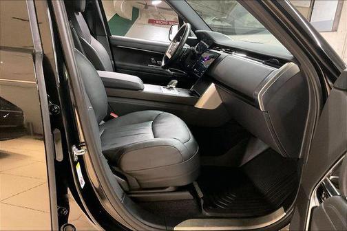 Santorini Black Metallic 2024 Land Rover Range Rover P400 SE